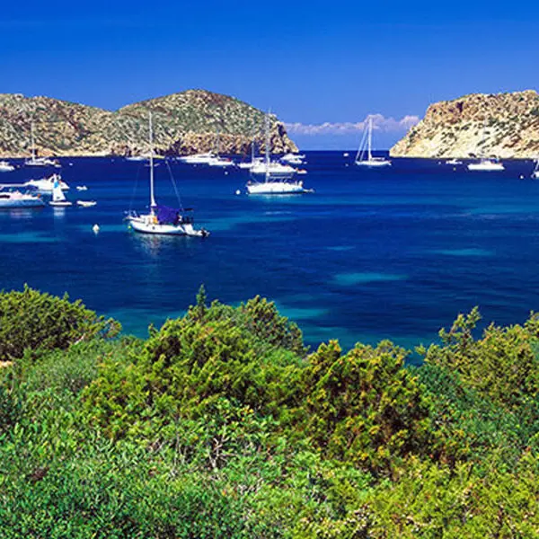 Isla de Cabrera y Cueva azul en el OCEAN - Día completo - 8 Horas